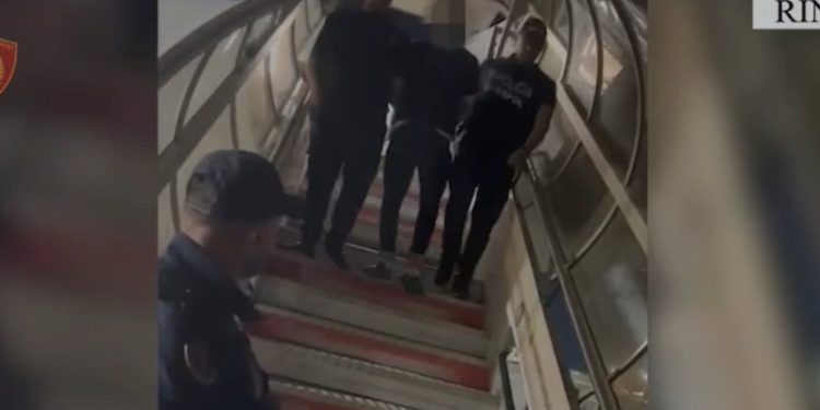 Ekstradohet nga Dubai 'Cllevio' në lidhje me akuza për përndjekje dhe shkelje të masës së sigurisë.