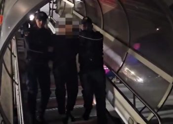 Ekstradohet nga Dubai i shumëkërkuari i drejtësisë shqiptare, anëtar i grupit kriminal të Plaurent Dervishajt, i akuzuar për atentatin ndaj ish-prokurorit Arjan Ndoji.