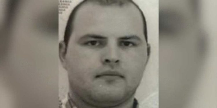 Elvis Shkambi: Historia e një studentit të historisë që nuk arriti të diplomojë, pas ekzekutimit të gjyqtarit në mes të sallës.