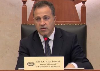 Emaili i dërguar nga Enver Hoxha, kryeparlamentari Peleshi: I kërkoj ndjesë për çdo keqkuptim, kam kërkuar...