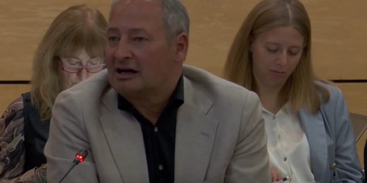 “Ende mbeten shumë çështje për të zgjidhur”, tha raportuesi për Shqipërinë në PE, Schieder: Njoh mirë Shqipërinë, procesi i zgjerimit është tepër i kërkuar.