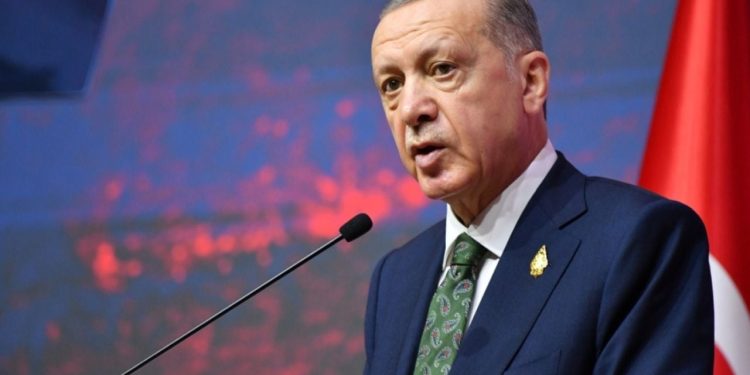 Erdogan e shpreh mirënjohjen për Trump për arritjen e armëpushimit në Gaza: Do të mbikqyrim nga afër zbatimin e marrëveshjes