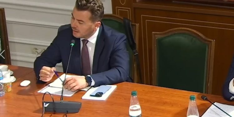 Është thirrur SPAK Guvernatori i Bankës së Shqipërisë për çështjen e mikro-kredive? Ja si reagon Dumani.