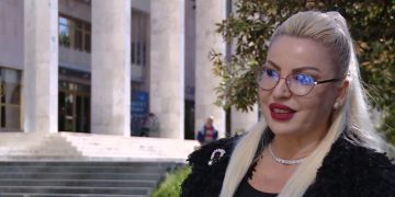 Eva Golemi kthehet në skenë pas incidentit të rënies gjatë interpretimit të “La Traviata”: Sopranoja thotë se është më e fortë se kurrë.