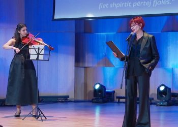 Festivali Kombëtar i Letërsisë “Në dritën e fjalës”, me pjesëmarrjen e 30 konkurrentëve në garë