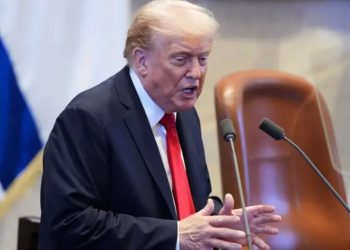 Fjalimi i Trumpit në Knesset: Vendimet financiare të vendeve të Lindjes së Mesme duhet të përqendrohen në arsimin dhe shëndetësinë, jo në prodhimin e armëve.