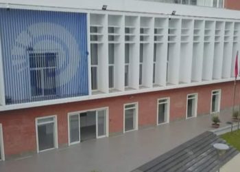 Florjan Binaj kandidojnë për kryebashkiak të Tiranës/ Ish-deputeti i PD: E preferoj të jem pranë një Berishe që më përdor, sesa të fshihem nga skena politike