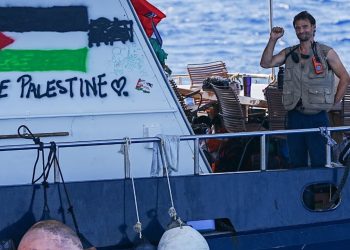 Flota me Greta Thunberg në bordin e saj në rrugë për në Gaza, Italia dhe Izraeli në pritje të veprimeve/ Çfarë mund të ndodhë brenda disa orëve?