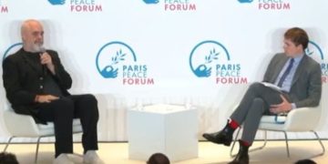 Forumi i Paqes në Paris: Marrëveshja Armeni-Azerbajxhan, Rama bën batuta me kryesuesin e konferencës: Ndoshta do të pezulloje presidentin tënd, ai nuk arriti të realizojë qëllimet.