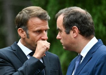 Franca ka mundësinë të evitojë zgjedhjet e parakohshme, ndërsa Macron pritet të emërojë kryeministrin e ri në një afat prej 48 orësh.