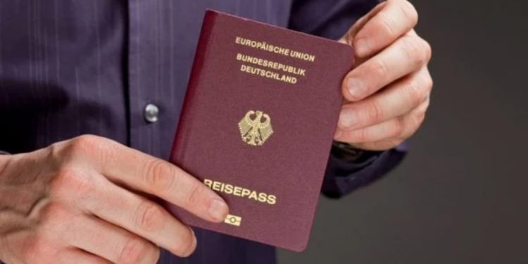 Gjermania anullon procesin e përshpejtuar të nënshtetësisë, forcohen masat për emigracionin.