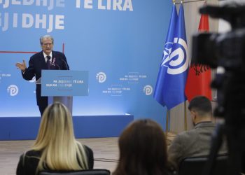 “Gjykata Kushtetuese” shpalli vendin vakant të Sonila Bejtjas, Berisha akuzon Sokol Sadushin për përgatitjen e një puçi kushtetues