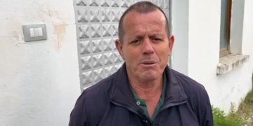 Gjyshi i adoleshentit 17-vjeçar të aksidentuar për vdekje në Vlorë tregon: Po kthehej nga puna, makina shpejtoi deri në 200 km/orë, ndërsa mjeku ligjor dhe prokurori nuk kanë ardhur në morg.