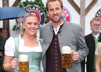 Gruaja e Harry Kane mund të pengojë kthimin e tij në Premier League, në përputhje me klauzolën e lirimit të transferimit.