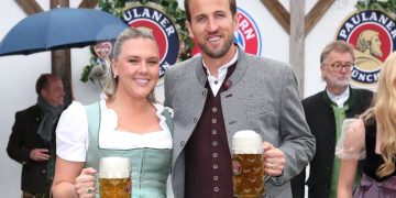 Gruaja e Harry Kane mund të pengojë kthimin e tij në Premier League, në përputhje me klauzolën e lirimit të transferimit.