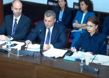 Guvernatori Sejko në Komisionin e Ekonomisë: Pyetjet tuaj po dëmtojnë pavarësinë e Bankës së Shqipërisë.