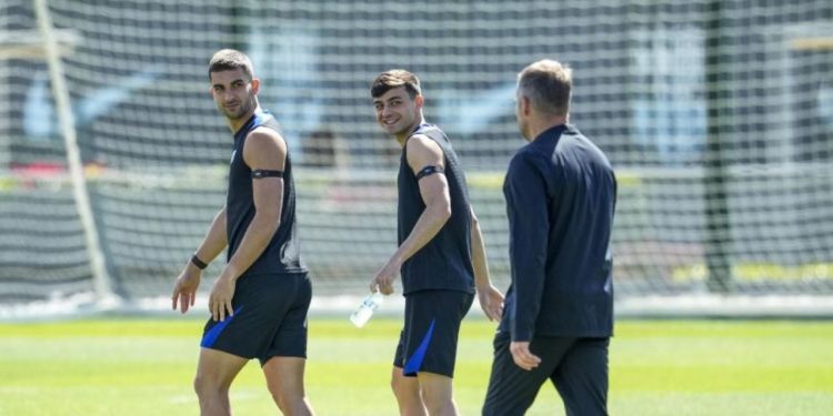 Hansi Flick ndjen kënaqësi, sulmuesi spanjoll rikuperohet në kohë për ndeshjen ndaj Olympiacosit në Champions.