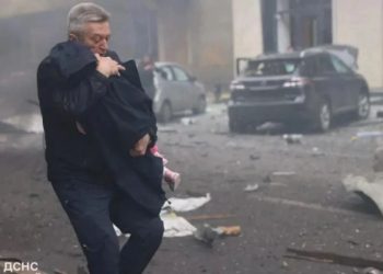 “Heroikët e Kharkivit: 48 fëmijë të shpëtuar gjatë një sulmi rus, thotë gjenerali ukrainas: Është e nevojshme të përballen sfidat për të arritur fitore.”