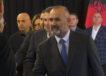 Homazhe për gjyqtarin Kalaja, ish-ministri Manja: Sinjal për punonjësit e sistemit të drejtësisë