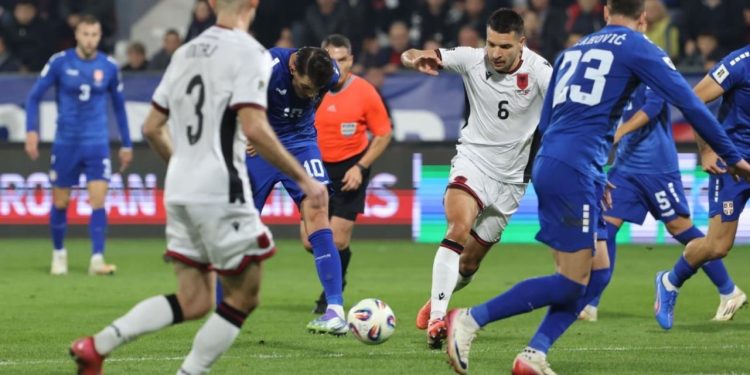 "Humbja më e madhe ndonjëherë", mediat serbe shprehin zhgënjimin për fitoren e kuqezinjve: Shqipëria na përjashton nga Botërori.