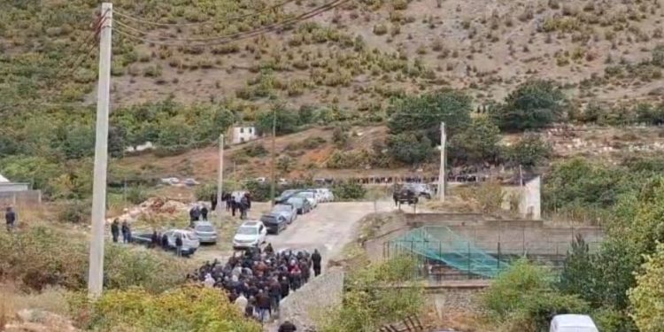 I gjetur i pajetë në Belgjikë, familja Halilaj në Kukës organizon ceremoni mortore për 29-vjeçarin.
