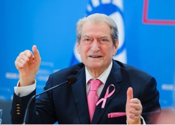 Berisha: Florian Binaj bashkë me Piranjat janë në linjën e parë të luftës kundër korrupsionit! Ftoj aleatët dhe qytetarët ta mbështesin këtë kandidaturë