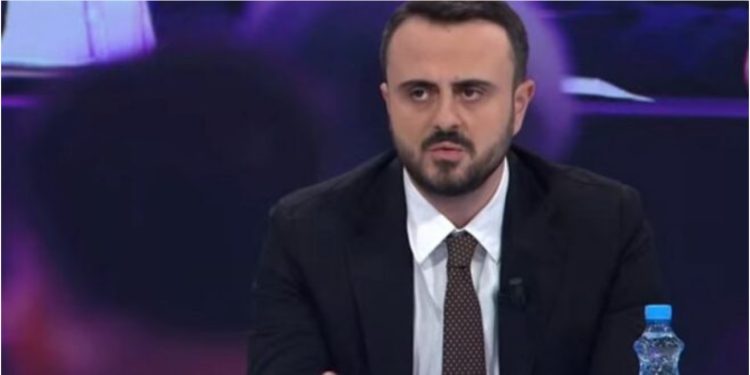 ”Ushtari” i Belind Këlliçit kërkon largimin e Berishës nëse nuk përsërit zgjedhjet e 11 majit