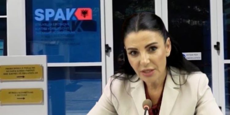 Akuzohet për 5 miliard euro koncensione/ Thirrja e dytë e Ballukut në SPAK për t’i komunikuar akuzat, gazetarja: Nëse sot refuzon të shkojë….