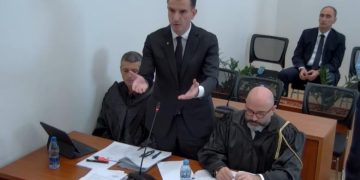 “Më kthyen përgjigje cinike, “po deshe eja”, Veliaj kritika në Kushtetuese: Nuk më njoftuan, e pashë në media! Ky është cinizëm ndaj ligjit