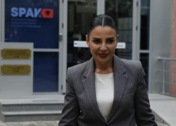 “Udhëtime, praktika me tendera dhe përgjime bisedash”/ Balluku e pandehur nga SPAK, gazetarja jep detaje për dosjen e zëvëndëskryeministres!