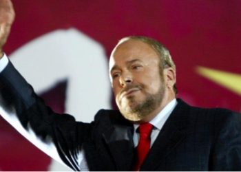 “U prehtë në paqe”/ Ndarja nga jeta e Nanos, reagon Haradinaj: Kontribuues kyç i çështjes shqiptare