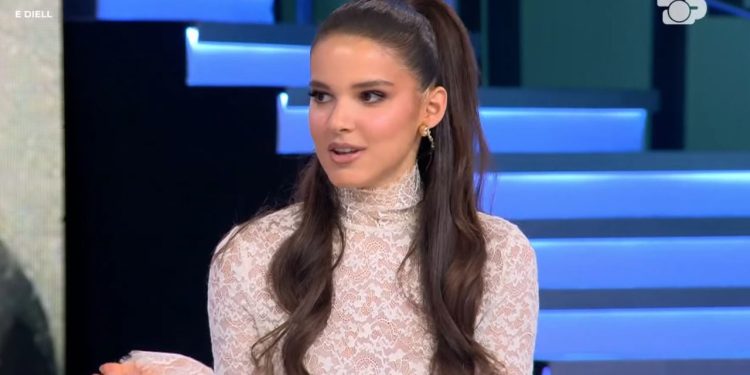 “Ilir Meta është Presidenti”/ Rizarta Hoxha sqaroi deklaratën: Ishte një shaka! Shpresoj që Begaj të jetë më i vëmendshëm.