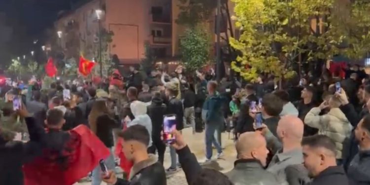 Incident me armë në qendër të Prishtinës gjatë ndjekjes së ndeshjes së kombëtares, arrestohet autori.