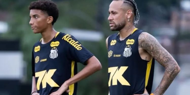 Interi fokuson merkato, në kërkim të djalit të ish-yllit brazilian të Milanit, i cili është arrestuar për akuzën e përdhunimit të një vajze shqiptare.