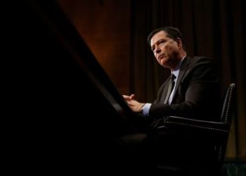 Ish-drejtori i FBI-së refuzon të pranojë fajësinë, data e gjyqit është 5 janar.