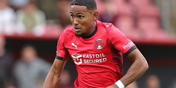 Ish-futbollisti i Manchester United shpreh dëshirën për t’u transferuar në Londër, ndërsa agjenti i tij merr...