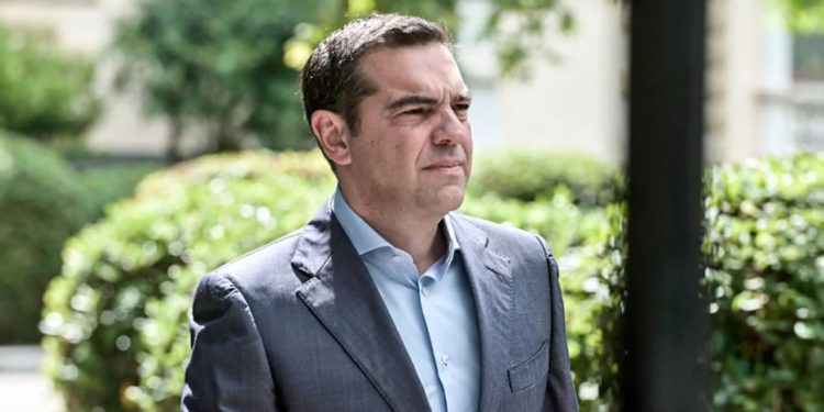 Ish-kryeministri grek dorëheqët nga posti i deputetit në “Syriza” pas 16 vjetësh në Parlament: Çfarë nënkupton kjo?
