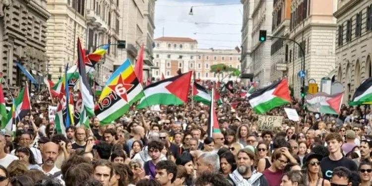 Italianët solidarizohen me Gazën: mbi 200 mijë njerëz në grevë dhe protestë në gjithë vendin
