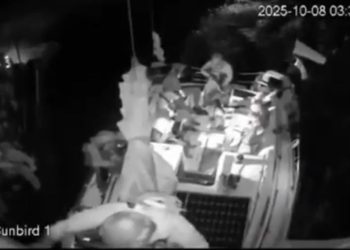 Izraeli bllokon tri anije me ndihma humanitare në rrugën drejt Gazës, ministria e Jashtme njofton se pasagjerët do të dëbohen menjëherë.