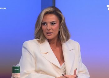 "Jam ndjerë e tradhtuar" / Anxhela Peristeri në “Goca dhe Gra”: Fustani i bardhë s’ka ardhur ende në duar të mia.