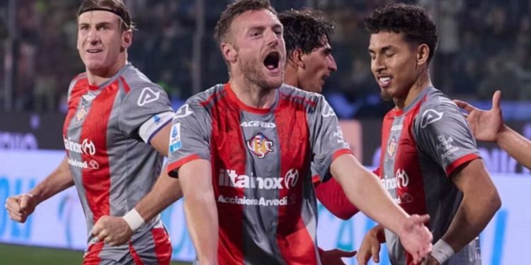 Jamie Vardy shënon pas një periudhe të gjatë pa gola ndaj Atalantës: "Desha shumë të realizoja, por kalova pak kohë pa festuar."
