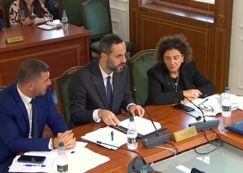 "Je produkt i Soros?" – Debat në emisionin "Ligjet", ministri Lamallari: Nuk merrem me biografinë e askujt, nuk kam pasur mundësinë të arrij fonde ekselence