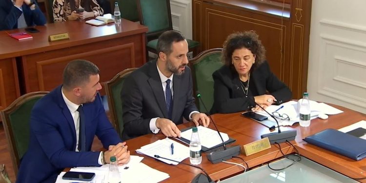 "Je produkt i Soros?" – Debat në emisionin "Ligjet", ministri Lamallari: Nuk merrem me biografinë e askujt, nuk kam pasur mundësinë të arrij fonde ekselence