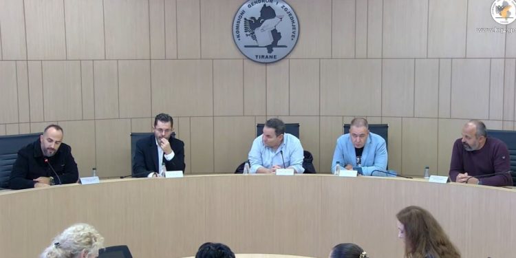 KAS shpall kandidaturën e pavarur për bashkinë e Vlorës, Gjergj Nika përjashtohet nga gara.