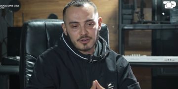 “Kam zgjedhur emrin" / Reperi Marin rrëfen për tragjedinë e humbjes së të birit pas lindjes: Zoti më dhuroi forcën për të qëndruar i qetë.