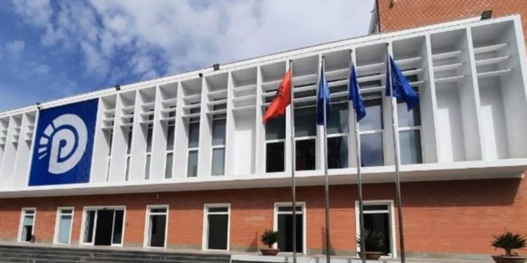 Kandidati i PD për kryetar bashkie në Tiranë/Noka realizon takim me kryetarin e PDIU, zbulohen detajet e marrëveshjes