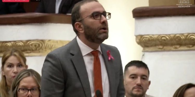 “Koçiu duhet të jep dorëheqjen sot”/ Bardhi lidhur me vrasjen e gjyqtarit: KLGJ kërkoi ndihmë, policia e  refuzoi.