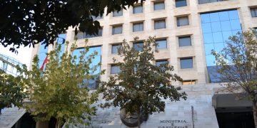 Kodi penal i tanishëm do të pësojë ndryshime para miratimit të Kodit të ri. Nga shkeljet në parkim deri te abuzimet me fondet e Bashkimit Evropian, rritet numri i dënimeve me burg.