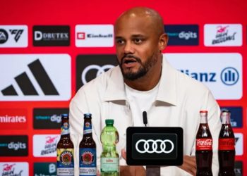 Kompania zgjat marrëveshjen me Bayern Munich, trajneri belg do të udhëheqë bavarezët deri në vitin 2029.