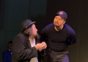 “Kopshtet e pavarura të gëzimit”, tragjikomedia e epokës së sotme në teatrin “Migjeni”